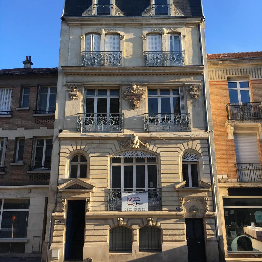 Le Clovis Suites Spa Sauna Reims Kültér fotó