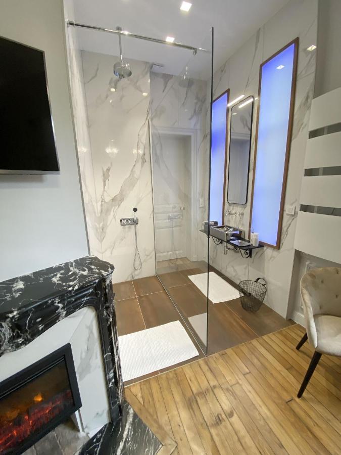 Le Clovis Suites Spa Sauna Reims Kültér fotó